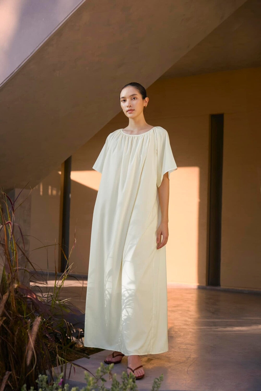 Linen Maxi Dress, Loose Kaftan Dress, Minimalist Linen Dress, Relaxed Fit Summer Dress, Modest Resort Outfit, Elegant Lounge Dress