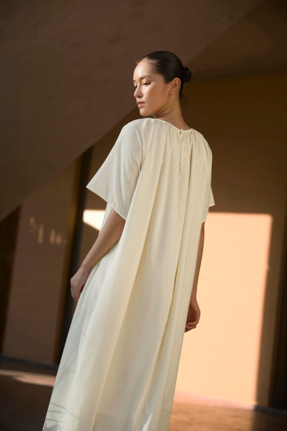 Linen Maxi Dress, Loose Kaftan Dress, Minimalist Linen Dress, Relaxed Fit Summer Dress, Modest Resort Outfit, Elegant Lounge Dress